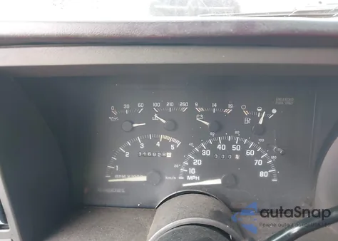 1993 Chevrolet Gmt-400 C1500 из США, поврежденный, VIN 1GCDC14K3PZ138289